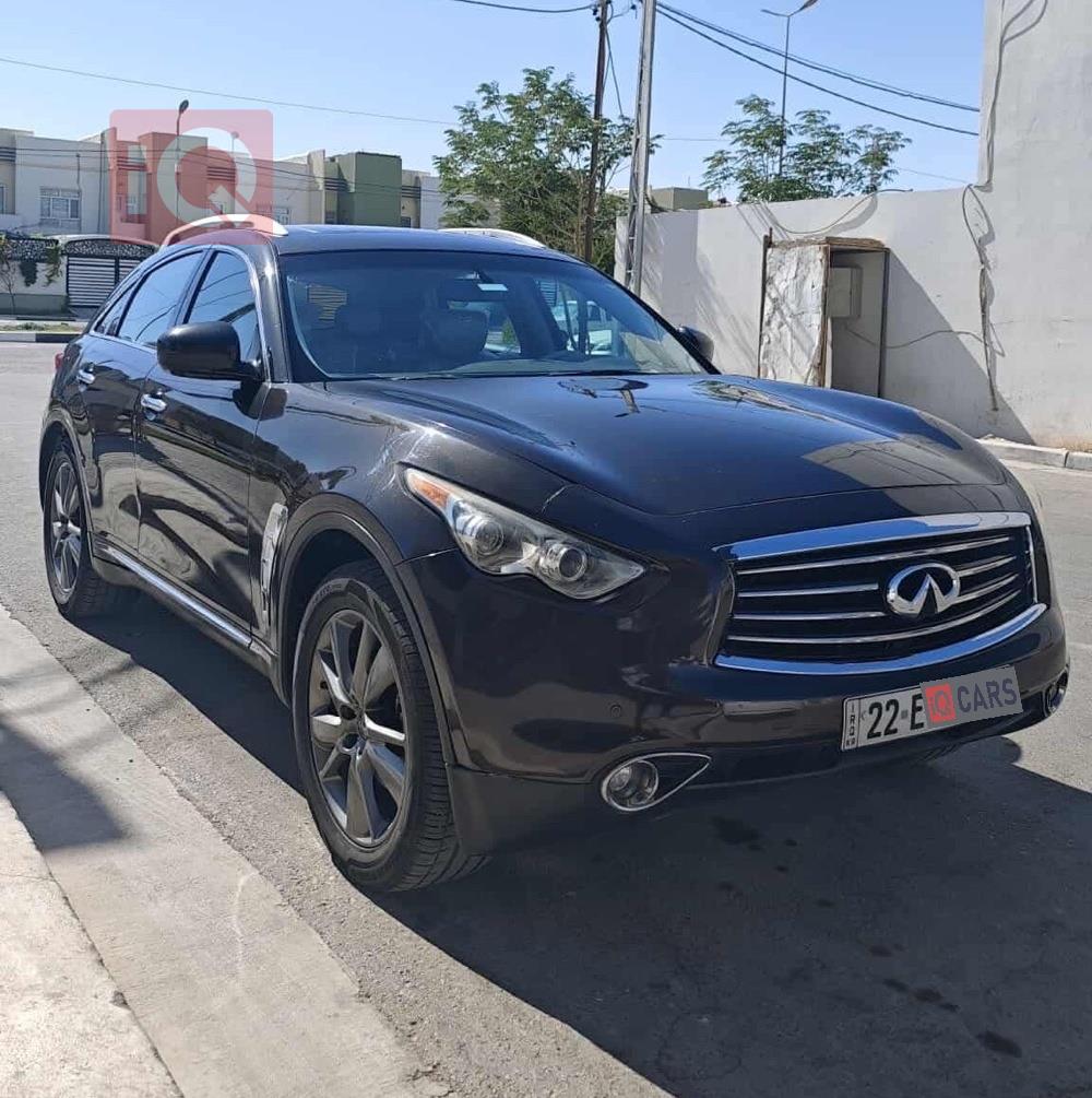 Infiniti FX